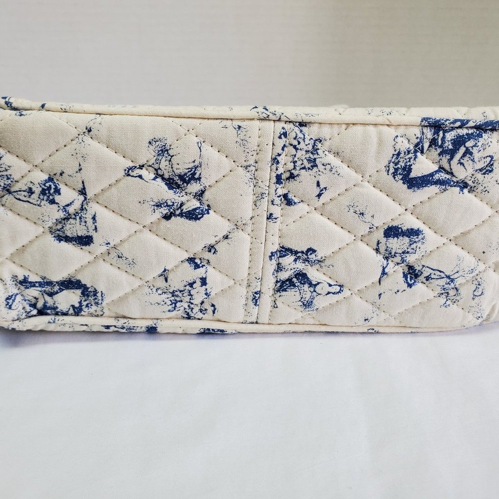 OFF WHITE AND BLUE PADDED TAPASTRY - Picture 6 of 8